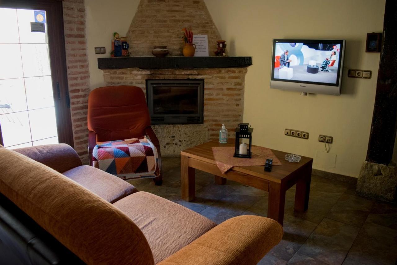 טורדסיאס Vivienda Turistica El Caneco מראה חיצוני תמונה